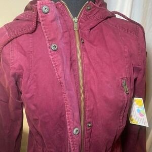 Womens Ambiance zip up jacket‎ size small